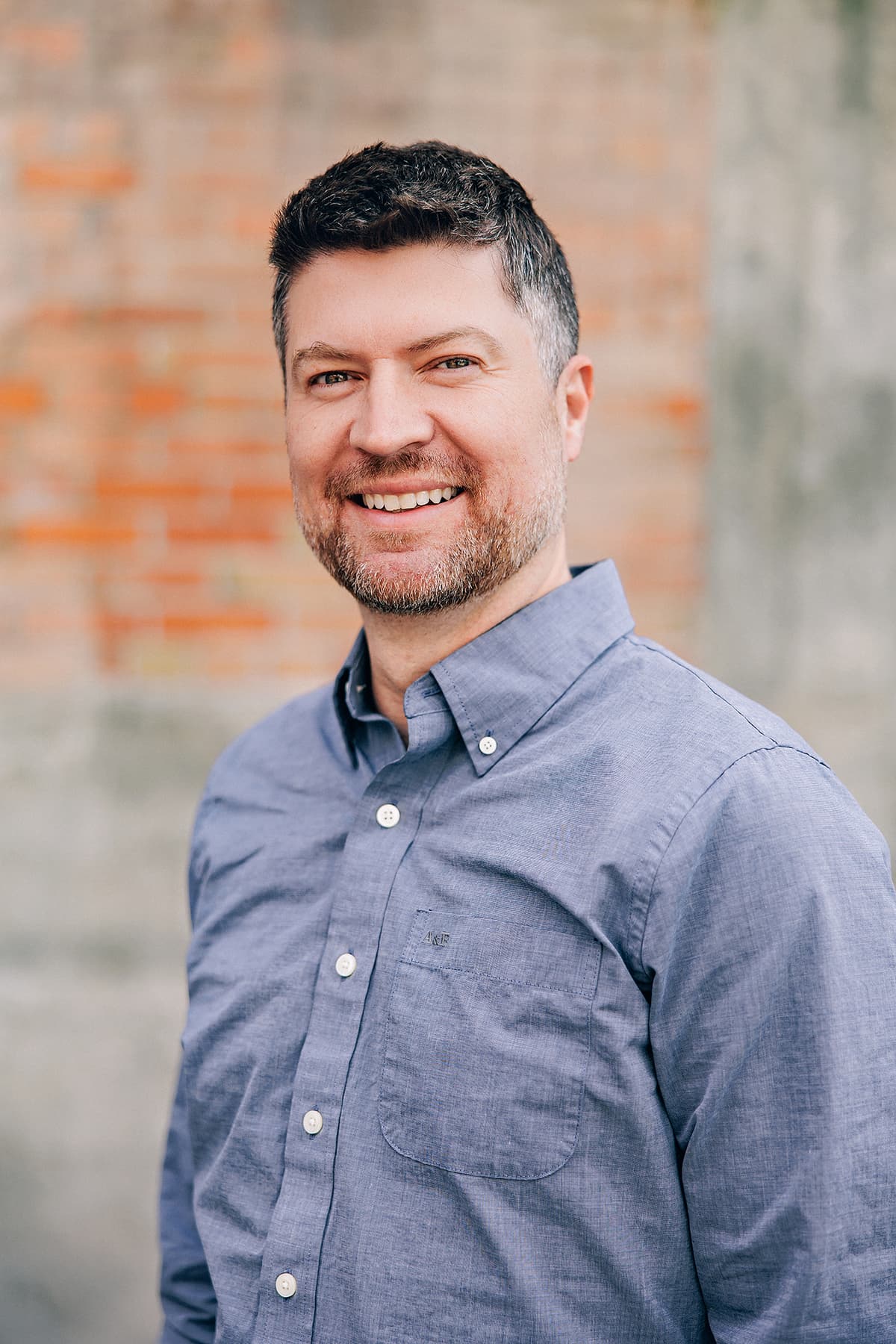 Ricardo — The Photographers' Blogger